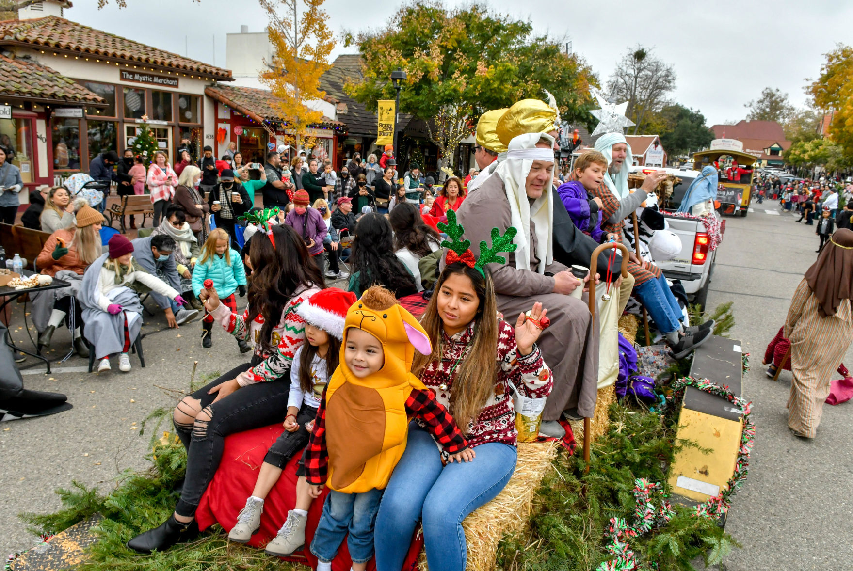120421 Solvang parade 16.JPG